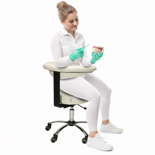 TEQLER | Multifunktions-Rollhocker mit Rückenlehne weiß (T170744)